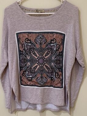 Democracy Pullover with Paisley Medallion Panel